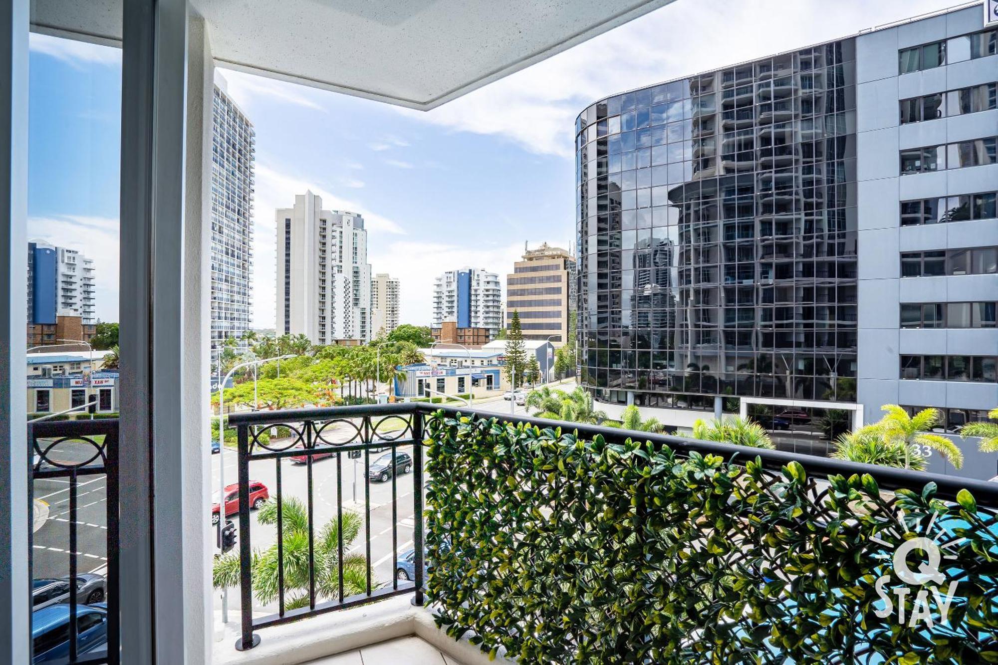 Chevron Renaissance Surfers Paradise Mid Week Madness Deal - Q Stay Gold Coast Eksteriør billede