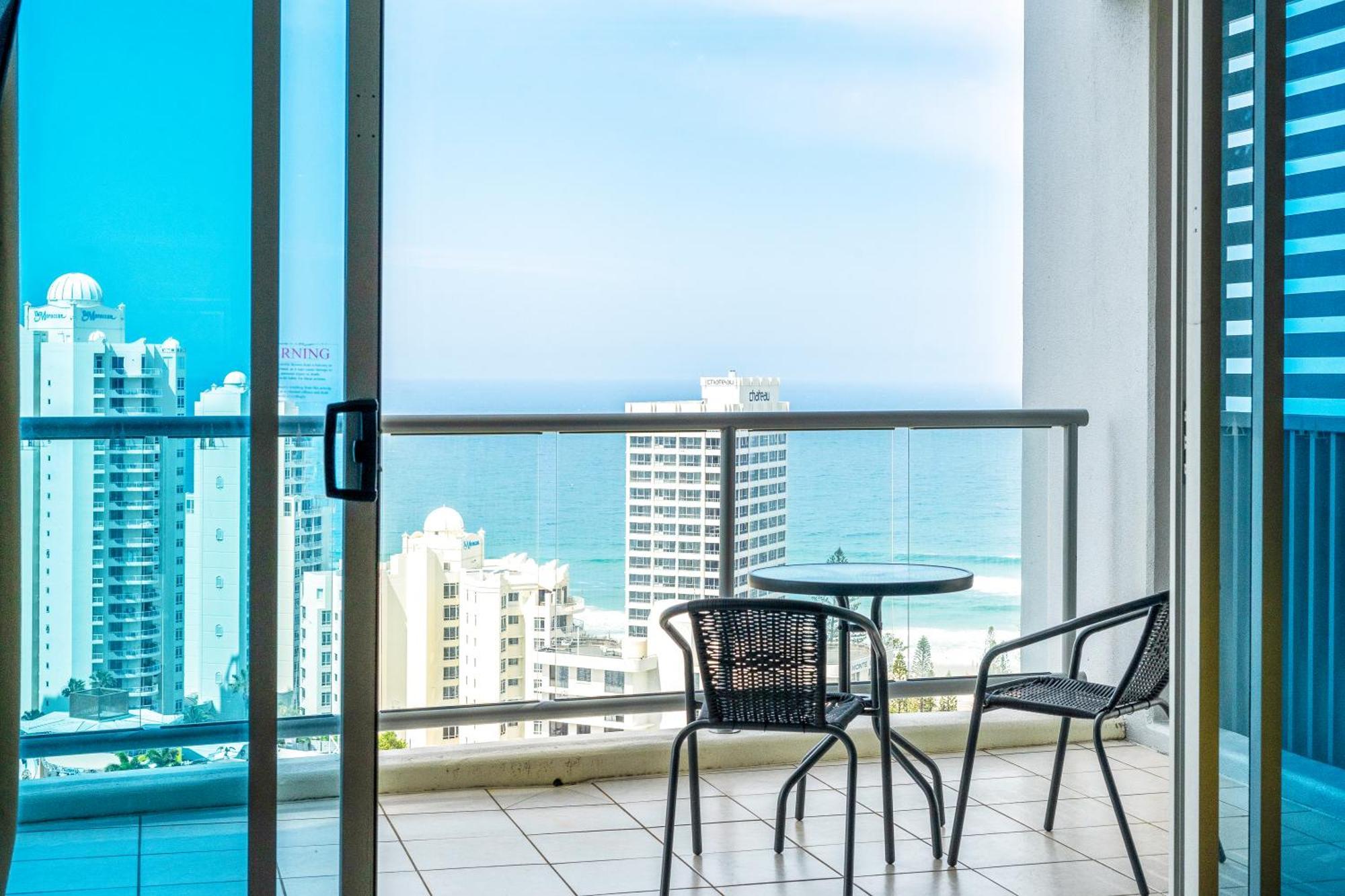 Chevron Renaissance Surfers Paradise Mid Week Madness Deal - Q Stay Gold Coast Eksteriør billede
